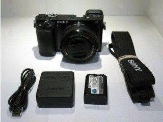 Sony a6000 avec objectif 16-50mm + chargeur et batterie