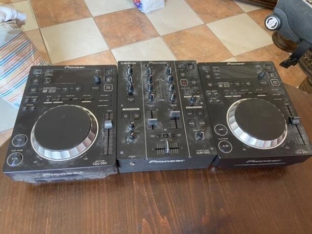 pionnieer-cdj-350-big-0