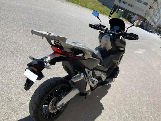 moto-xadv-750-modele2019-importer-neuf-big-0