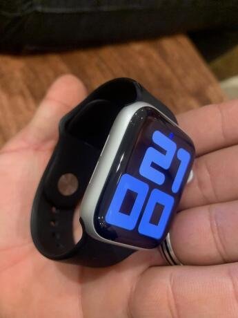 apple-watch-serie-se-44-big-0