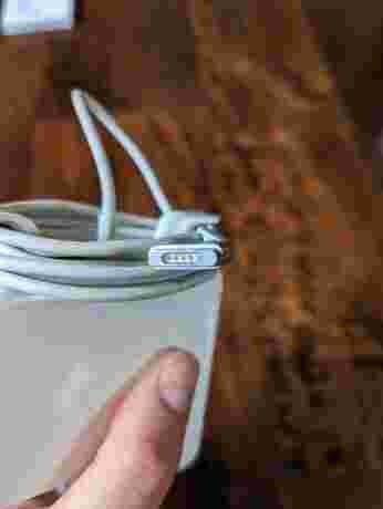 chargeur-apple-magsafe-2-pour-macbook-pro-retina-big-1