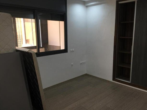 appartement-167-m2-en-vente-a-casablanca-quartier-des-hopitaux-rue-abou-alaa-zahr-big-2