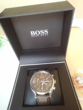 montre-hugo-boss-big-3