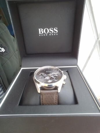 montre-hugo-boss-big-0